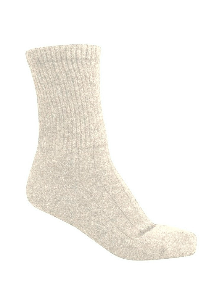 Chaussette mi-mollet MONLAINE en 100% laine de Mongolie, coloris Écru Naturel, blanc cassé non teint, maille côtelée, sur fond blanc.